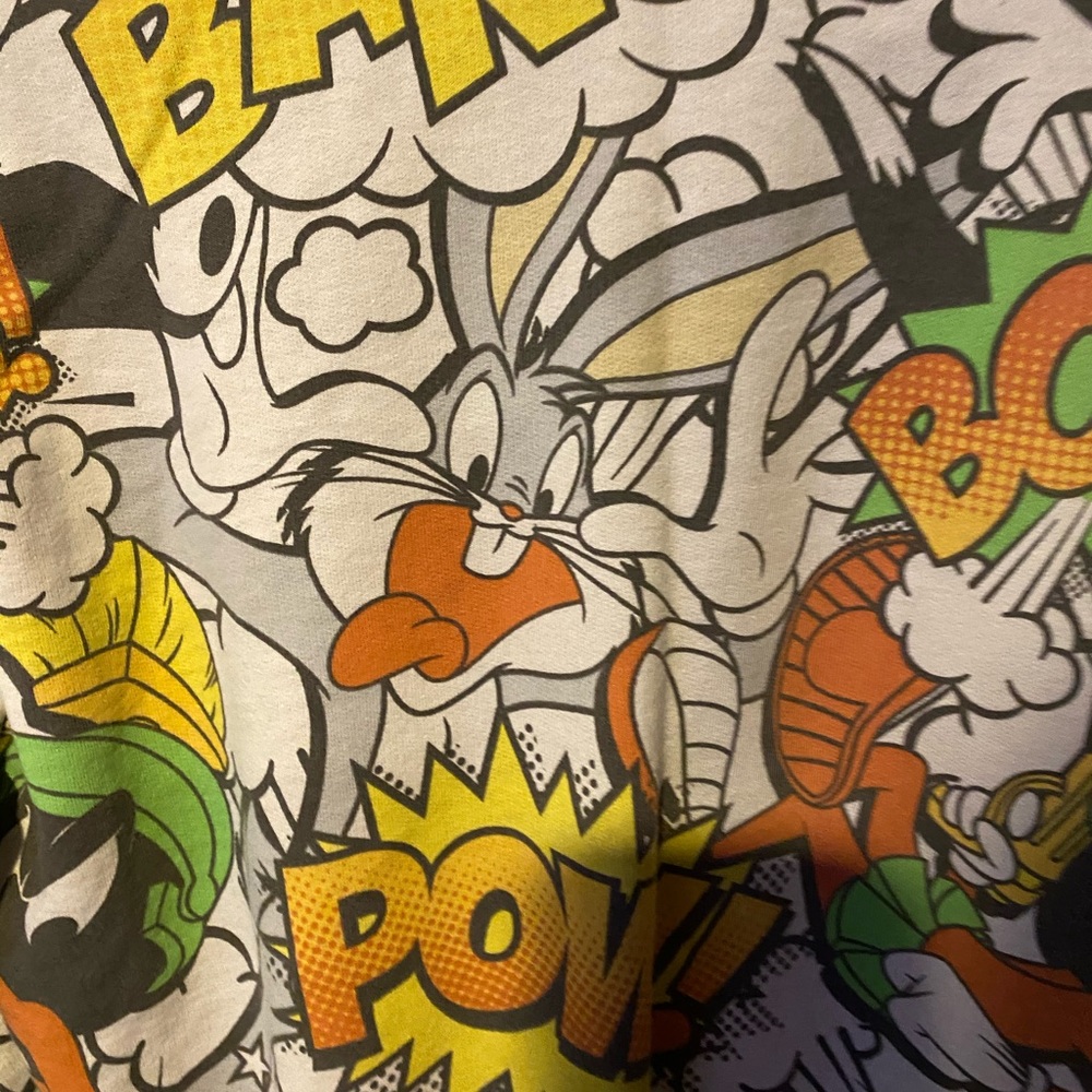 Preowned Looney Tunes Crew neck - Picture 4 of 5
